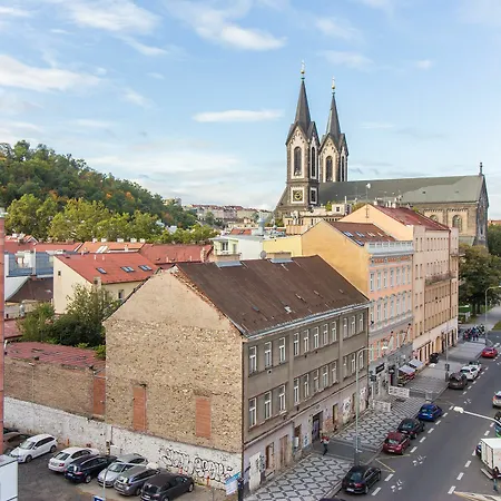 Industrial Design Flat Prag